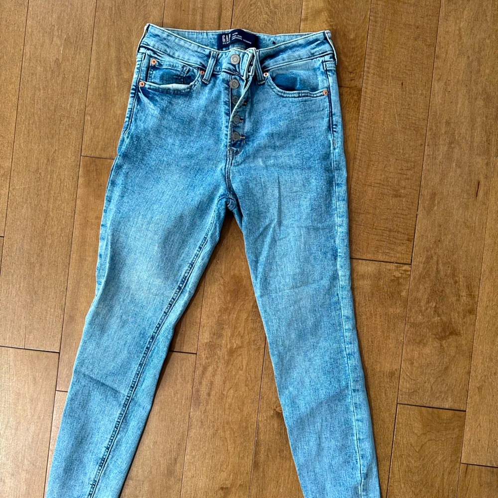 Gap high rise
